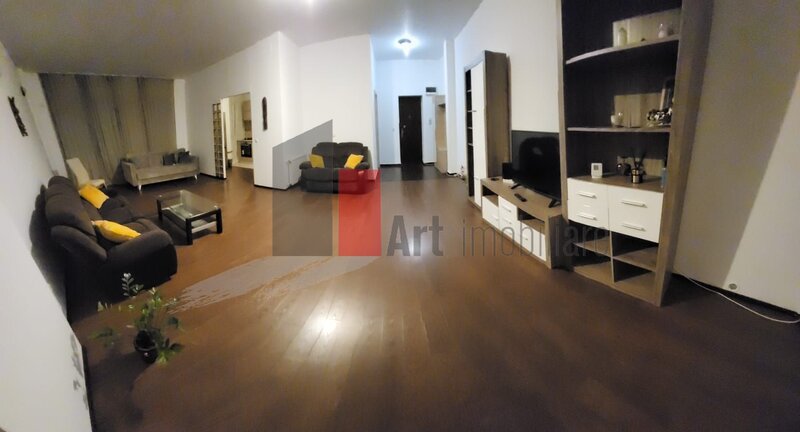 Apartament cu 3 camere de vanzare in zona Straulesti